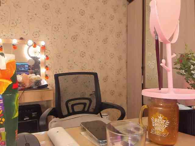 Alicenextdoor webcam