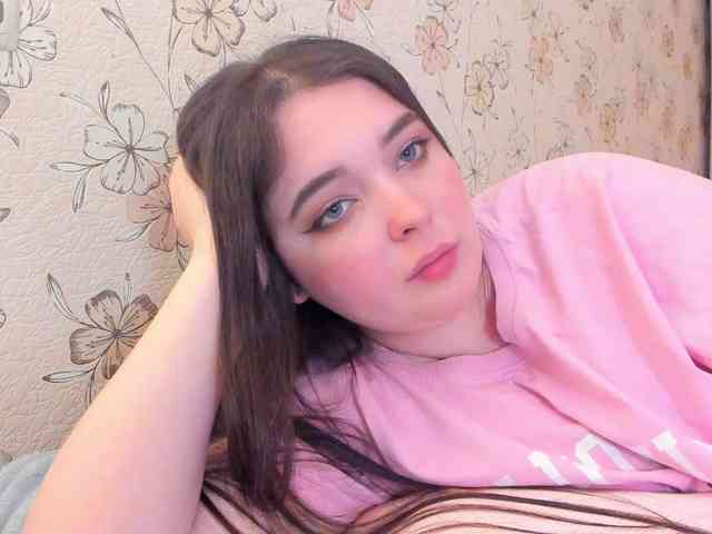 Alicenextdoor webcam