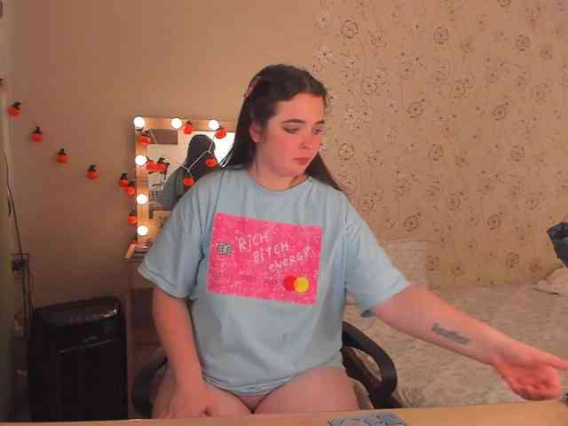 Alicenextdoor webcam