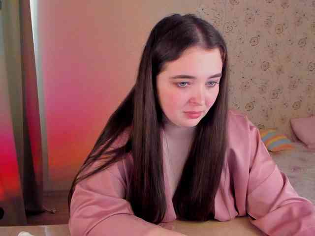 Alicenextdoor webcam