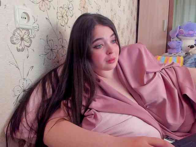 Alicenextdoor webcam