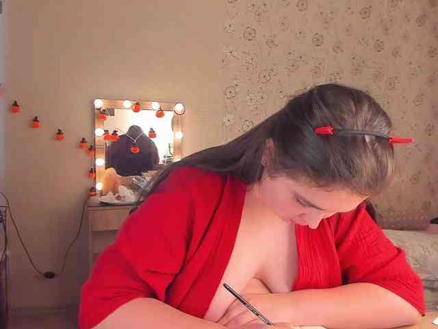 Alicenextdoor webcam