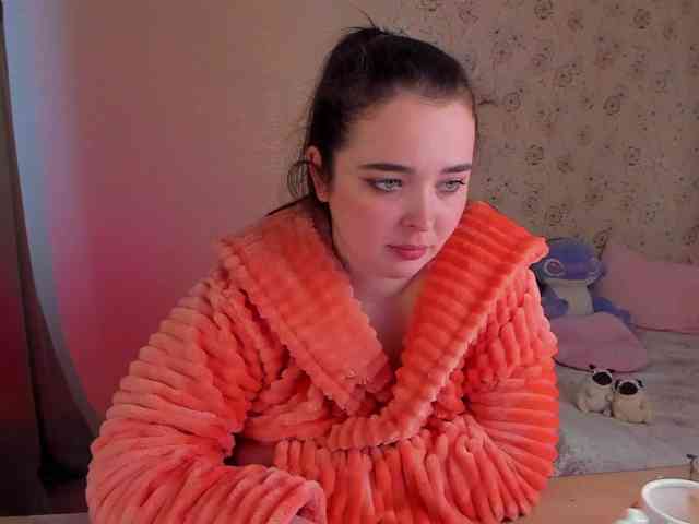 Alicenextdoor webcam