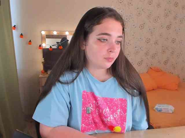 Alicenextdoor webcam