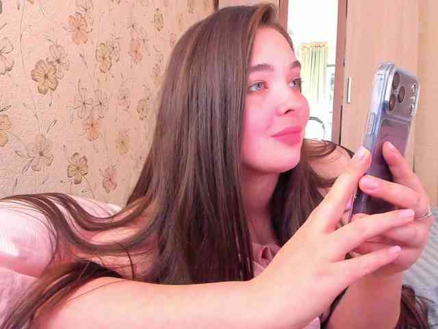 Alicenextdoor webcam