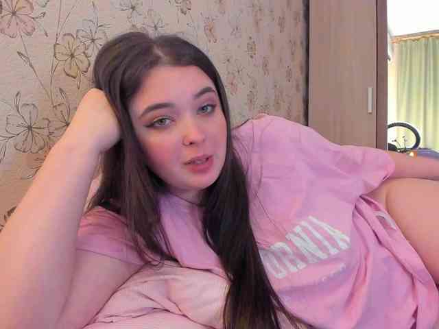 Alicenextdoor webcam