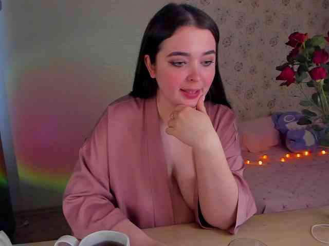 Alicenextdoor webcam