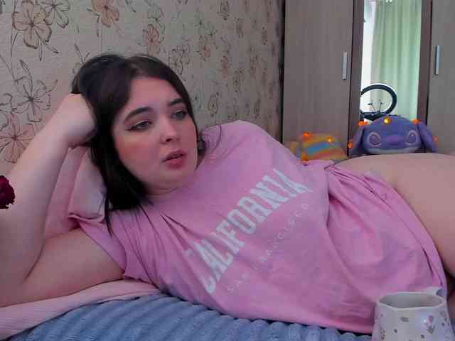 Alicenextdoor webcam