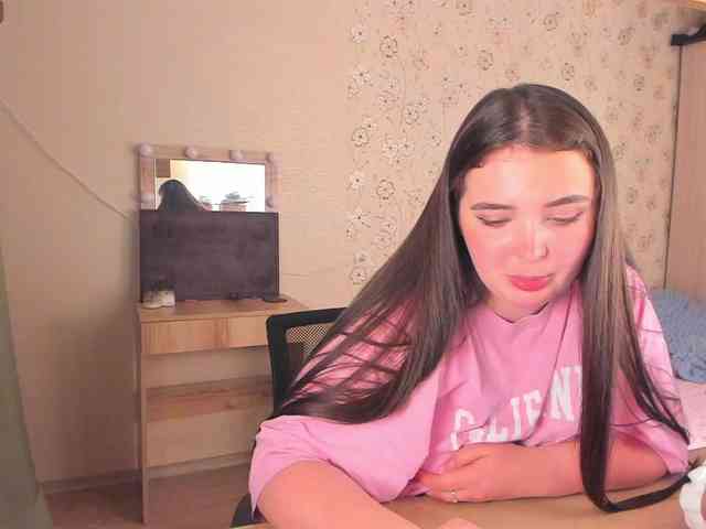 Alicenextdoor webcam