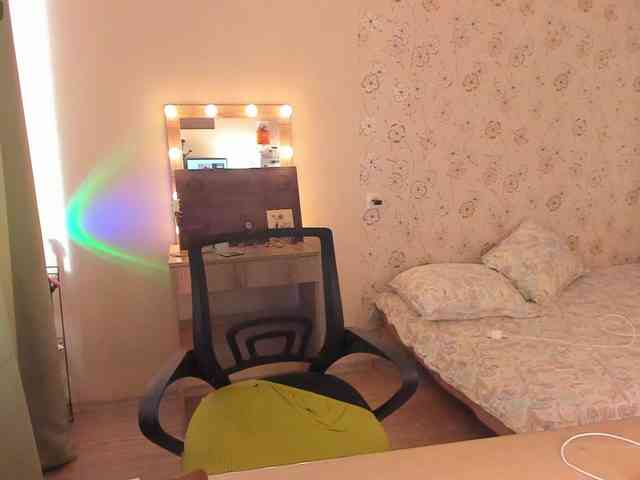 Alicenextdoor webcam