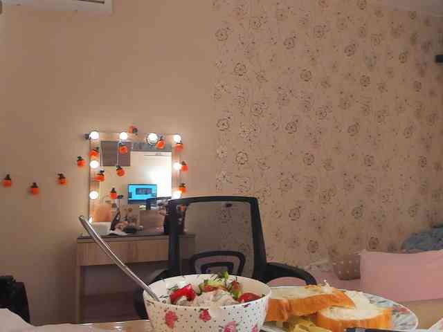 Alicenextdoor webcam