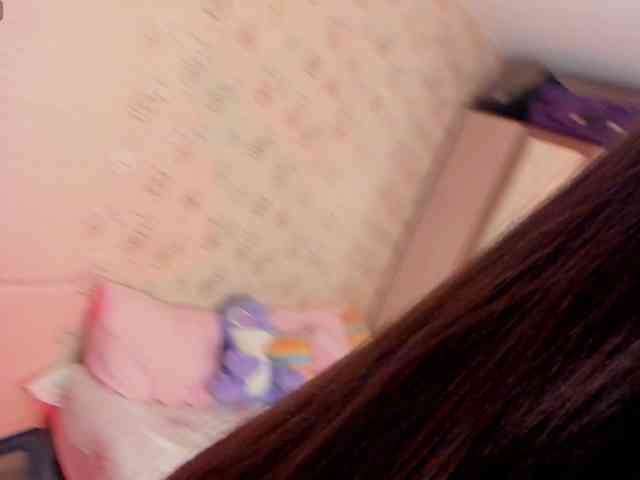 Alicenextdoor webcam