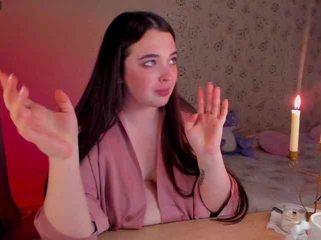 Alicenextdoor webcam