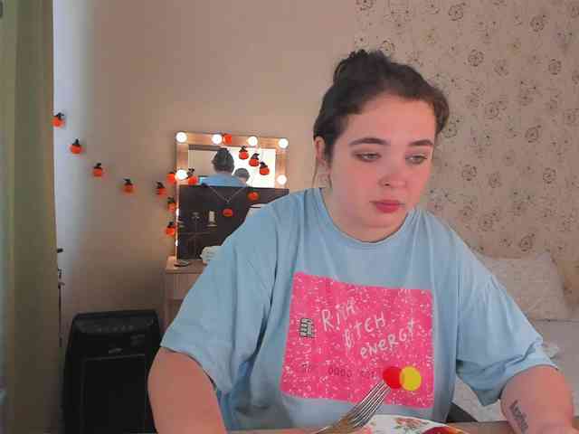 Alicenextdoor webcam