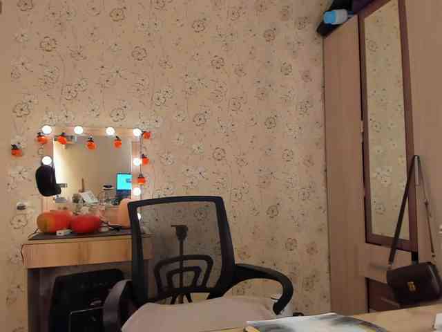 Alicenextdoor webcam