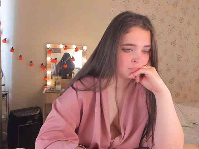 Alicenextdoor webcam