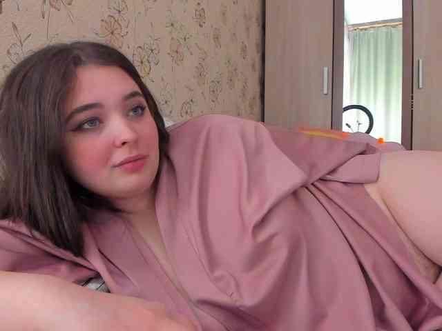 Alicenextdoor webcam