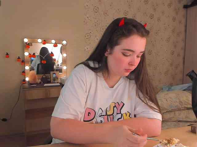 Alicenextdoor webcam