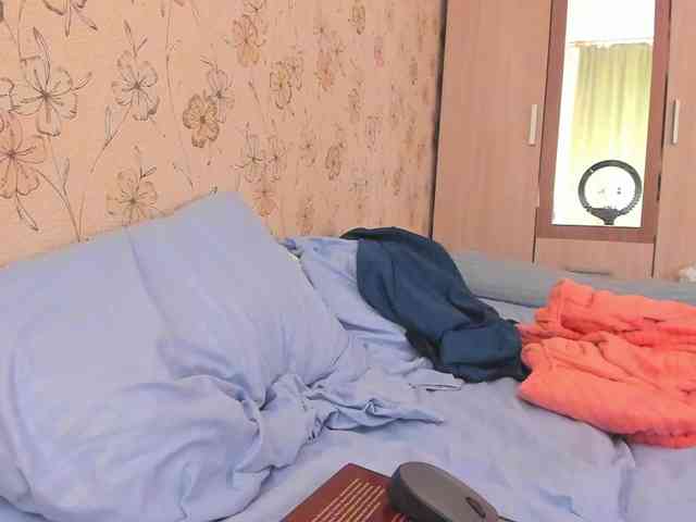 Alicenextdoor webcam