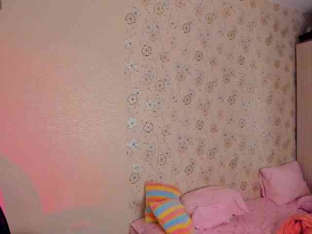 Alicenextdoor webcam