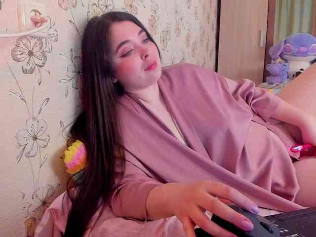 Alicenextdoor webcam