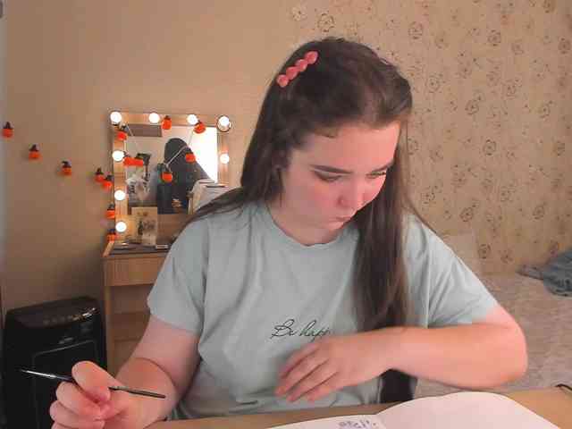 Alicenextdoor webcam