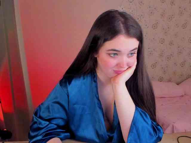 Alicenextdoor webcam