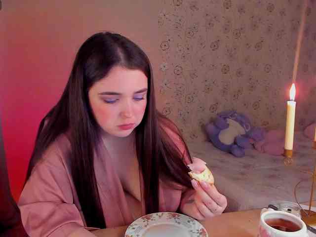 Alicenextdoor webcam