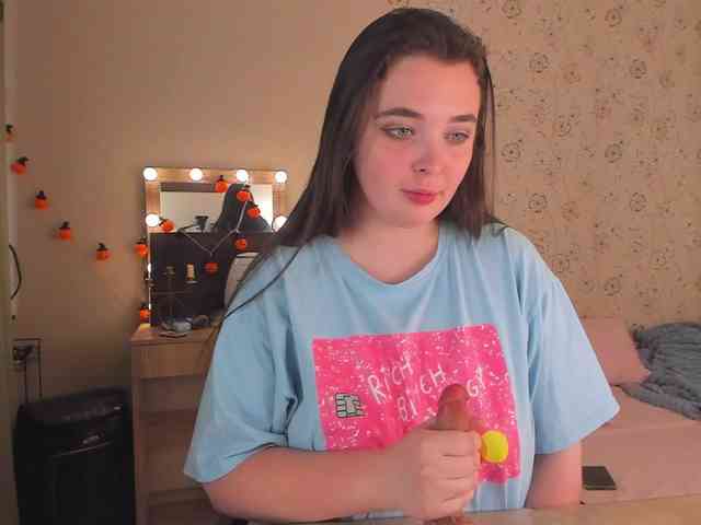 Alicenextdoor webcam