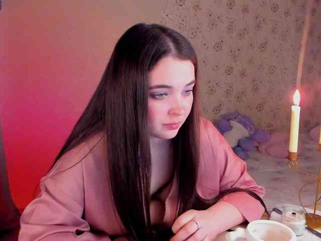 Alicenextdoor webcam