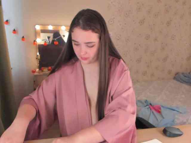 Alicenextdoor webcam
