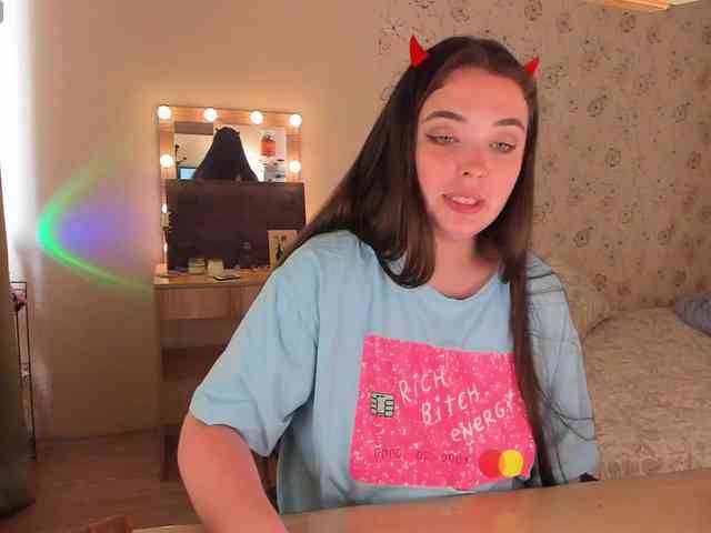 Alicenextdoor webcam