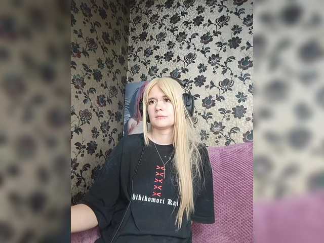 Velvet-and-Venom live cam on BongaCams