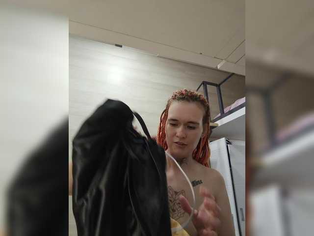 Velvet-and-Venom live cam on BongaCams