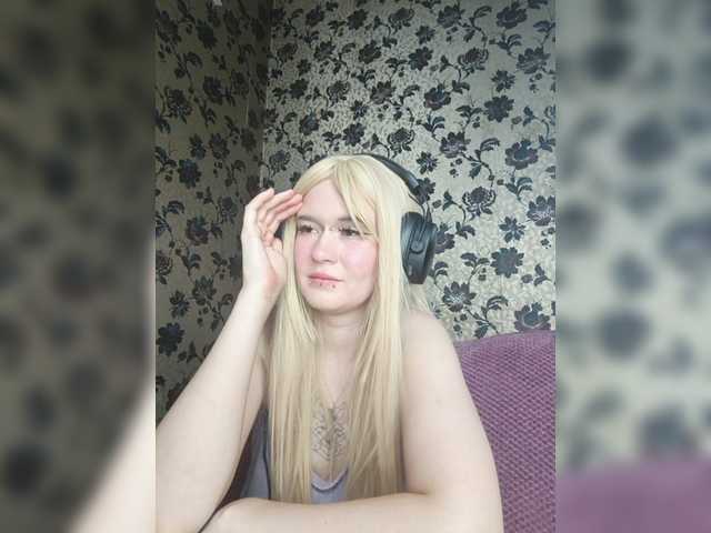 Velvet-and-Venom live cam on BongaCams