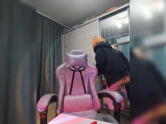 Velvet-and-Venom's BongaCams show and profile