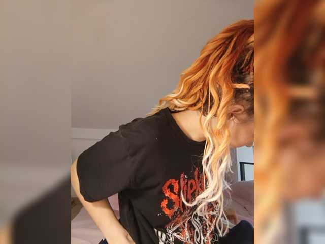 Velvet-and-Venom live cam on BongaCams
