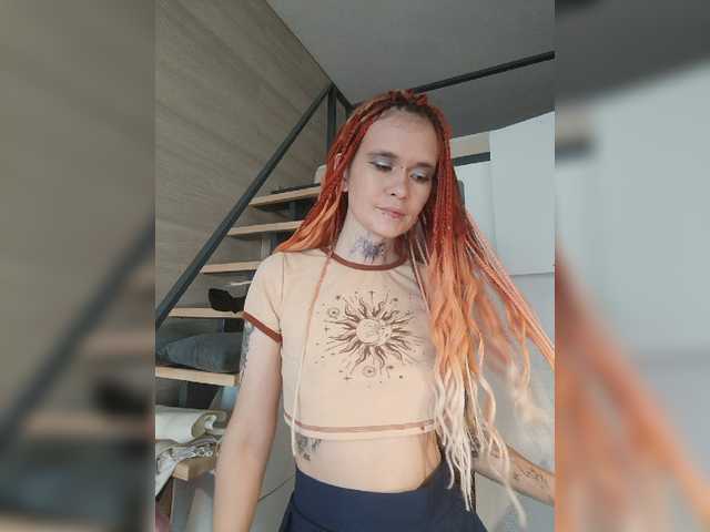 YukiFox live cam preview