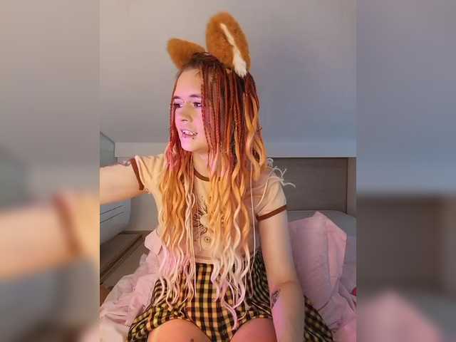 YukiFox — live female cam