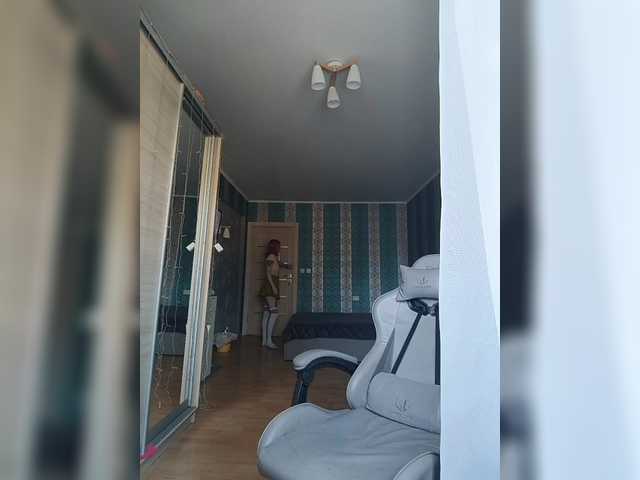  Velvet-and-Venom chat room