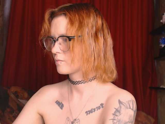 Velvet-and-Venom live cam on BongaCams
