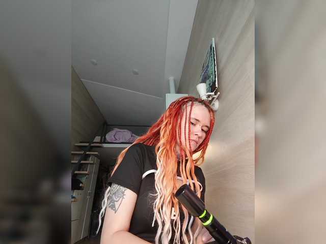 Velvet-and-Venom live cam on BongaCams