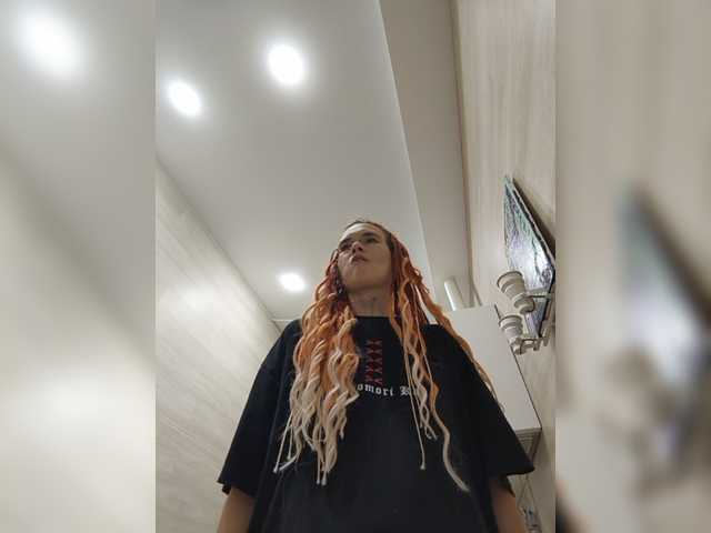 Velvet-and-Venom live cam on BongaCams