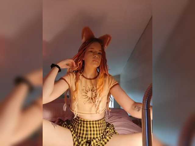 Velvet-and-Venom, live now on BongaCams