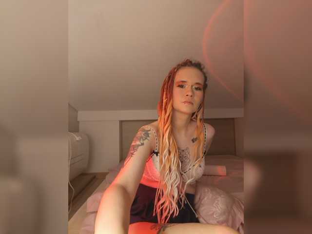 Velvet-and-Venom live cam on BongaCams