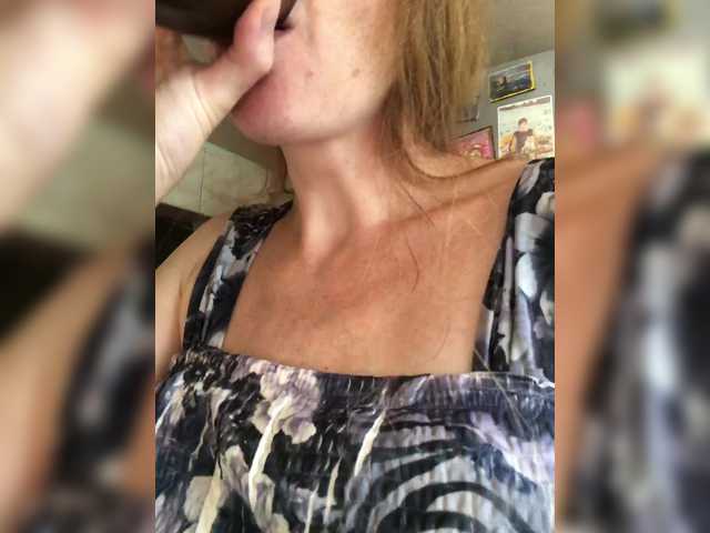 Katij23 live webcam show