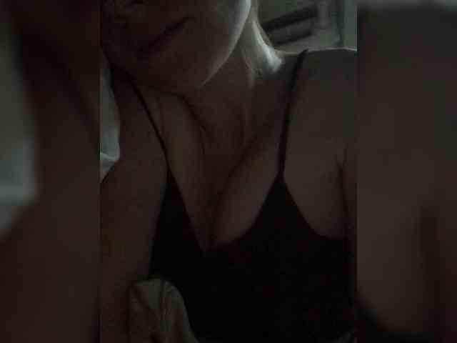 Katij23 webcam