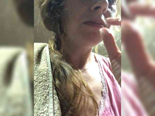 Katij23 webcam