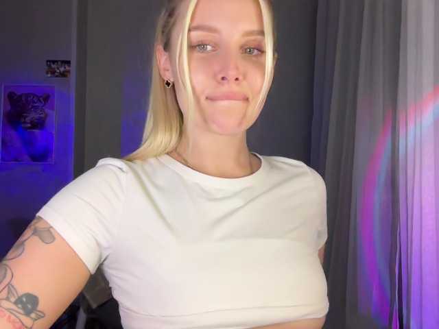 Alicemiumur live cam on BongaCams