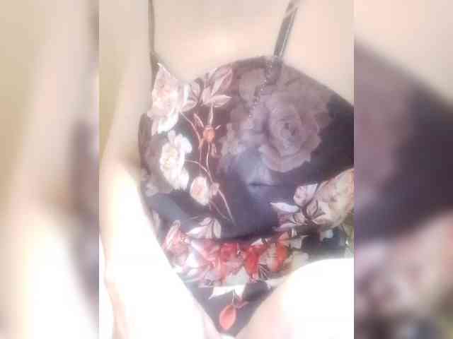 Vitaminka0572 webcam